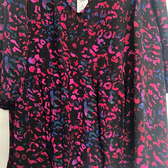 NWT Torrid Tie Front Chiffon Blouse - Picture 3 of 4